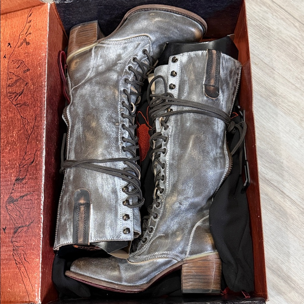 Freebird Ice Granny Boots - Picture 3 of 7